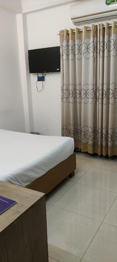Hotel Blue Castle Dhaka Bagian luar foto