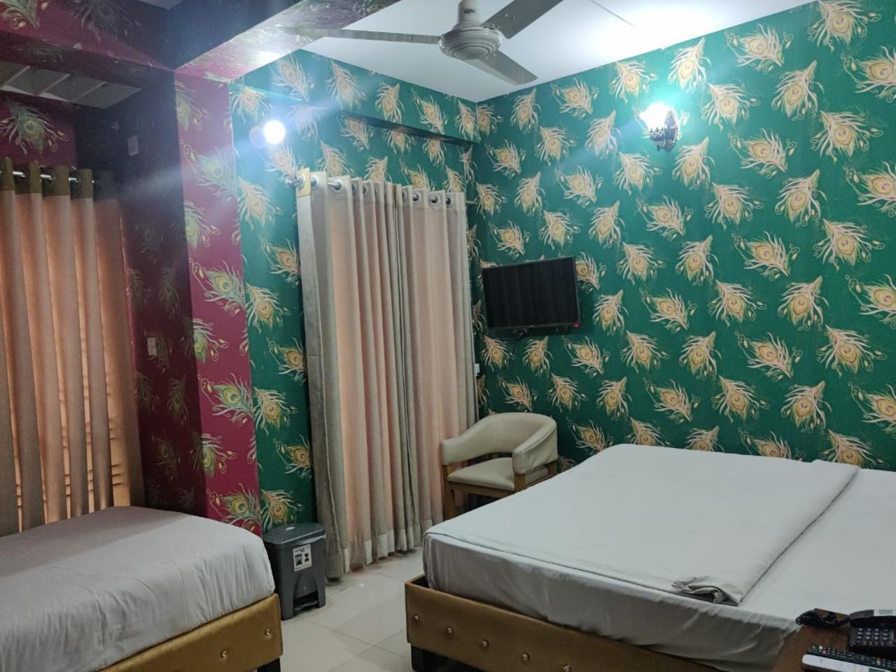 Hotel Blue Castle Dhaka Bagian luar foto