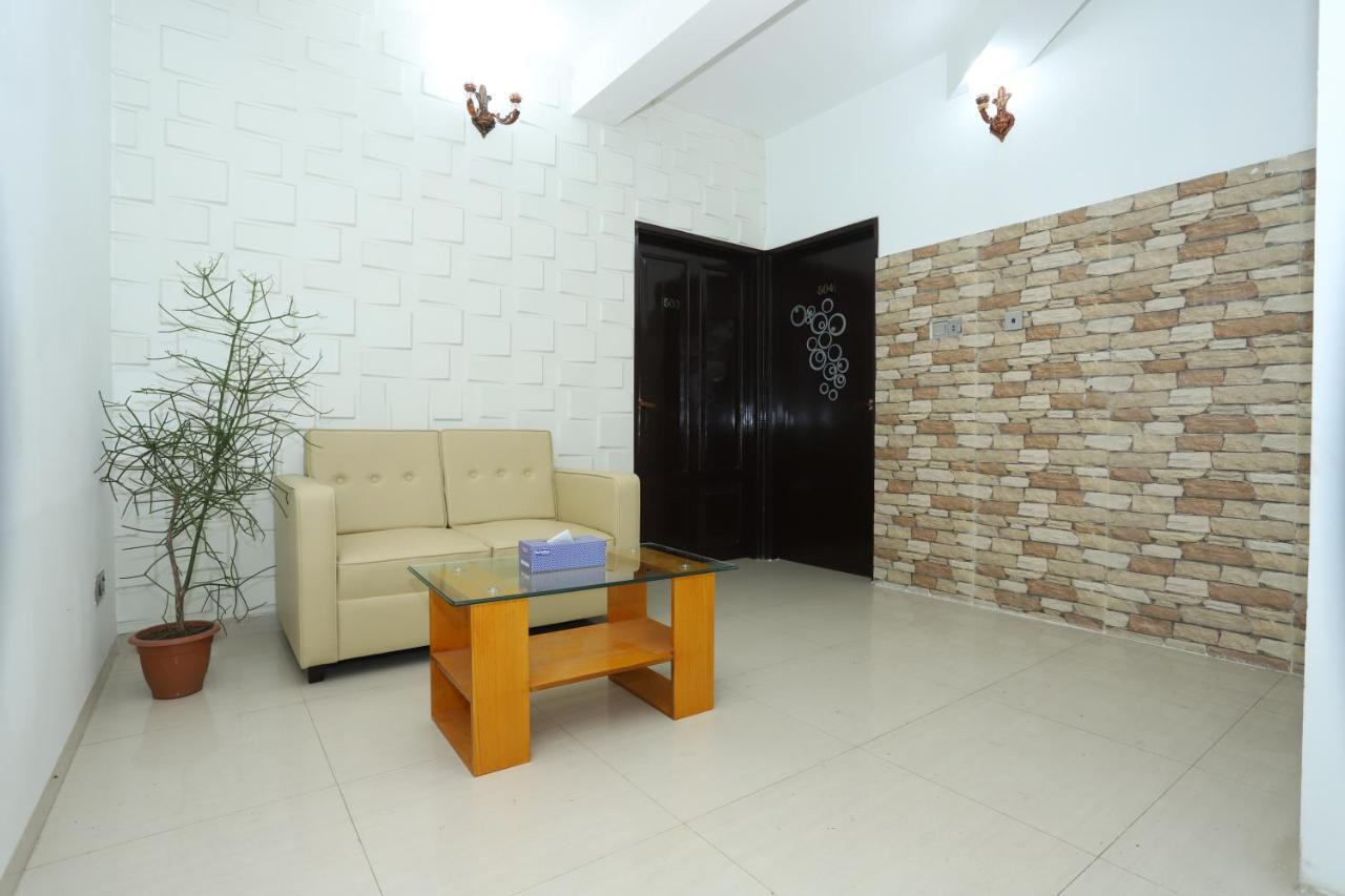 Hotel Blue Castle Dhaka Bagian luar foto